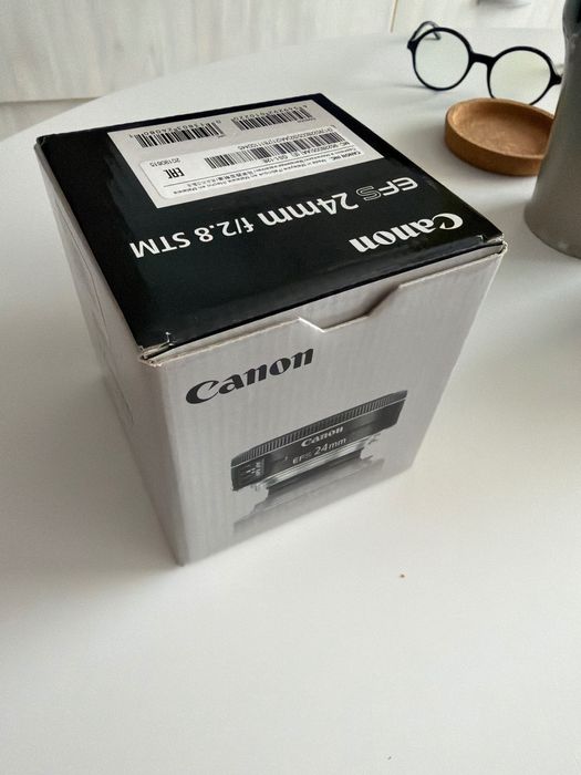 Canon EFS 24mm f/2.8 STM