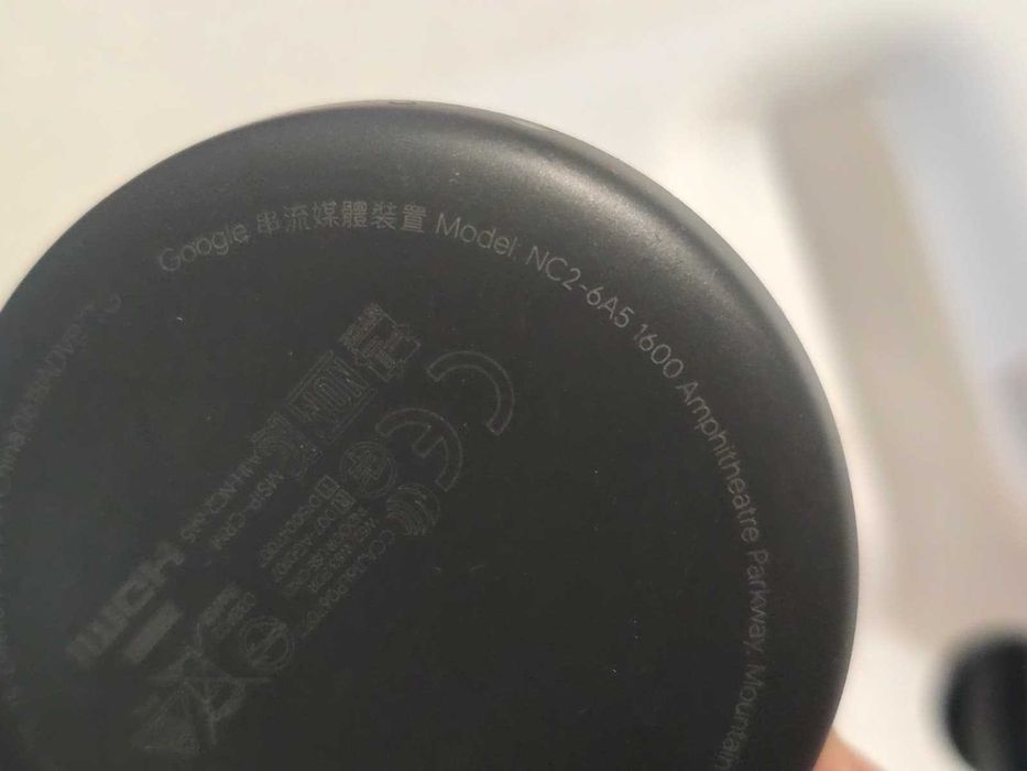 Chromecast Google 3, Full HD 1080p 60fps, Wi-Fi 5GHz, HDMI, Negru - Stare Perfectă