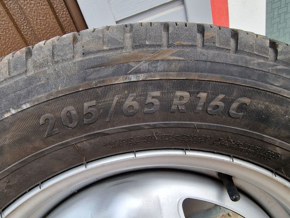 Jante cu anvelope vara Ford Transit - ambele noi