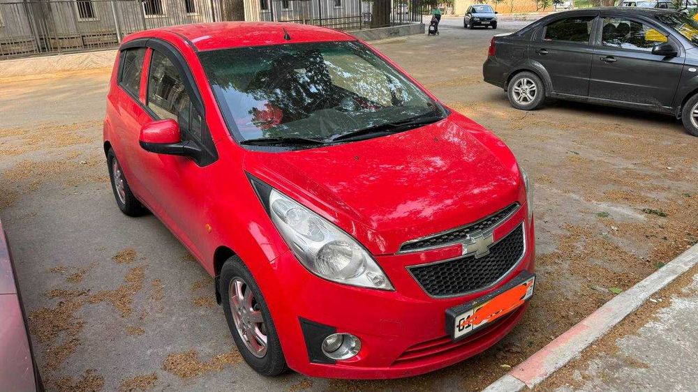 Продам свой Spark. Корейский.