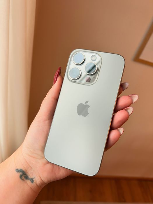 iPhone 15 Pro 128 GB Natural Titanium