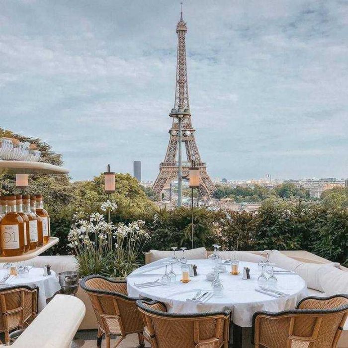 Aviakassa AmirTravel предлагает вам Авиабилеты и Туризм