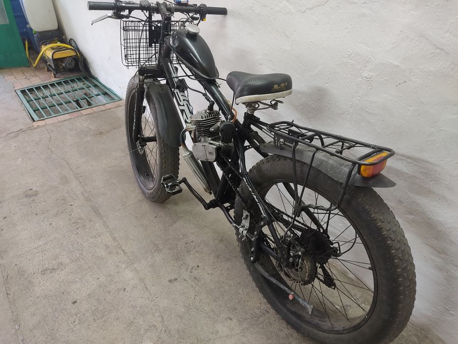 Продам веломопед в отличном состоянии.