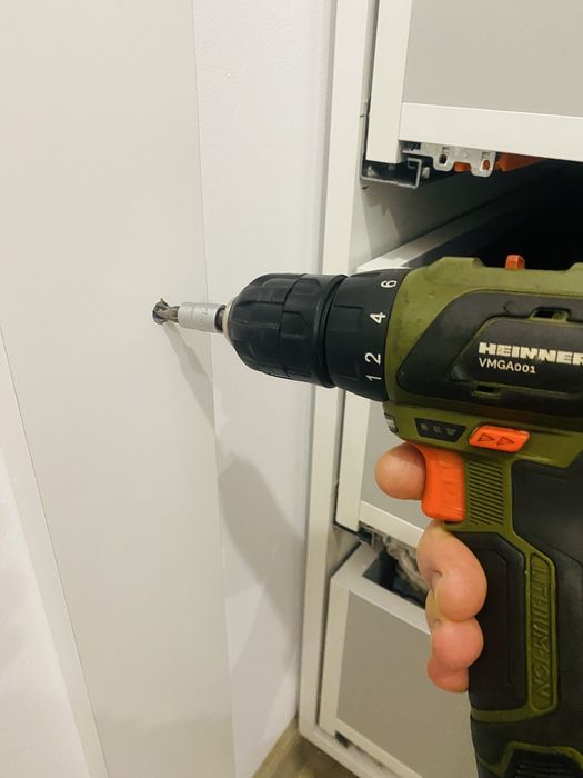 Masina de gaurit- Bormasină Heinner douǎ buc la pret de una!