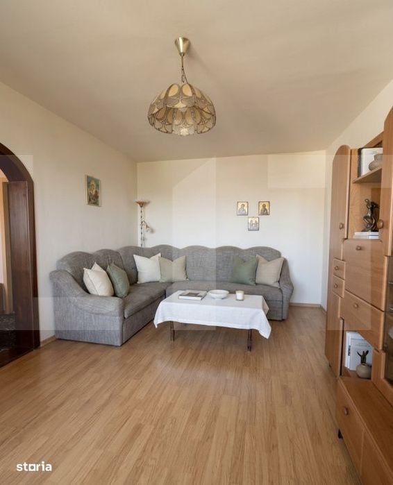 Apartament 4 camere, 92 mp, zona Micalaca