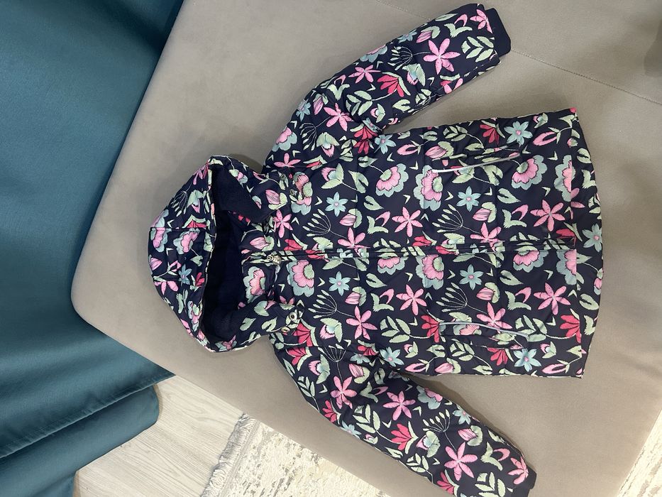 Зимние куртки, комбинезон