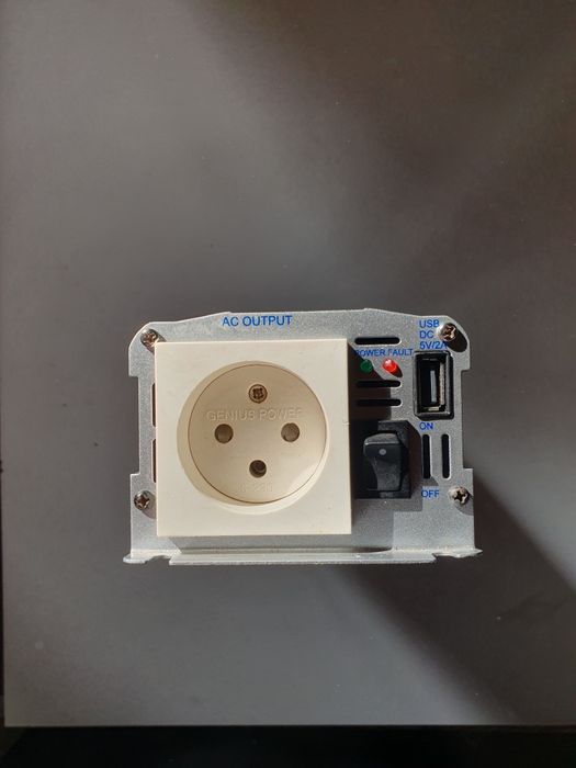 Convertor de tensiune TE-24-600USB