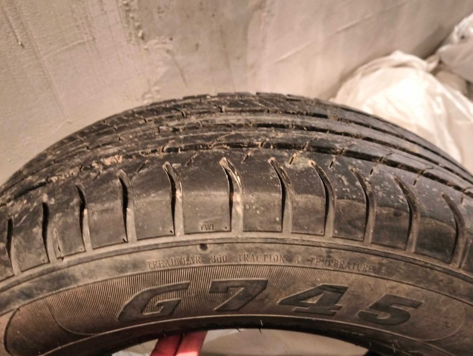 Продама шины на авто
