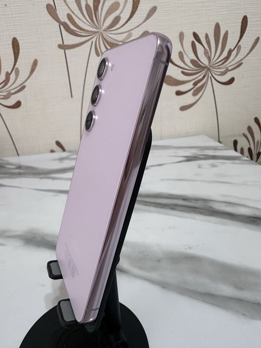 Samsung S23    8/256