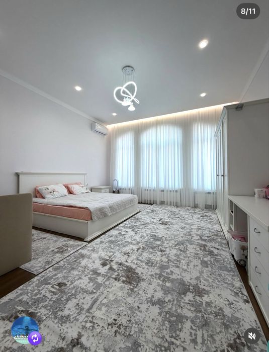 Продается дом без посредников 5.5 соток, 6 комнат