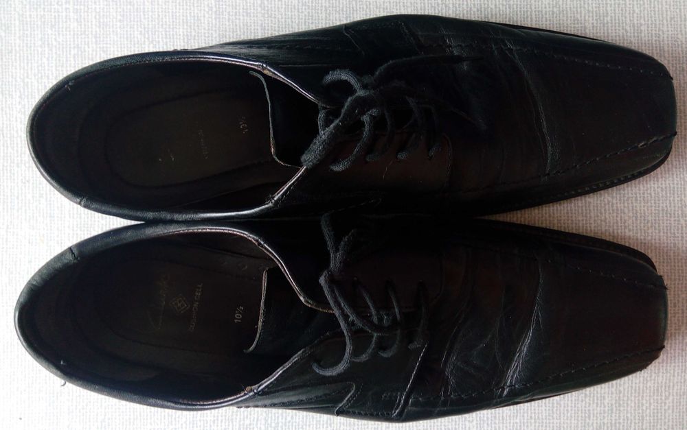 Официални мъжки кожени обувки Clarks Cushion Cell