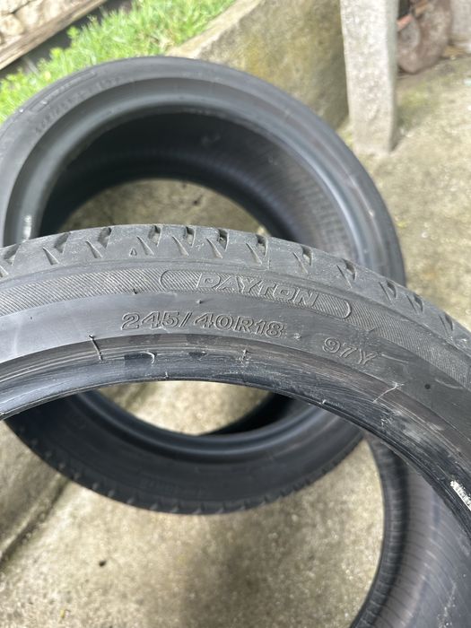 Летни Гуми Dayton - 245/40 R18 97Y