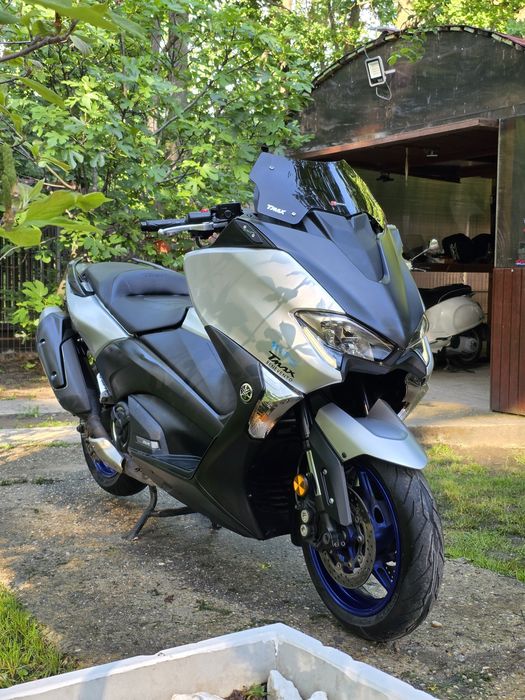 YAMAHA TMAX 530 2017 36mii km stare foarte buna