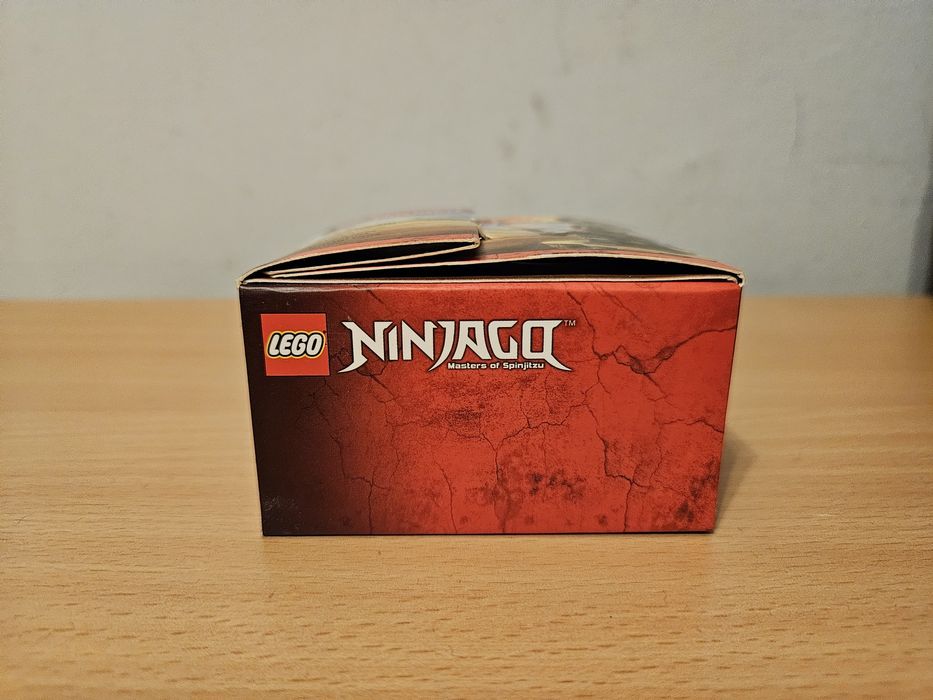 Lego ninjago 5004393 минифигурка cole stone armour
Изпращам със спиди или еконт,