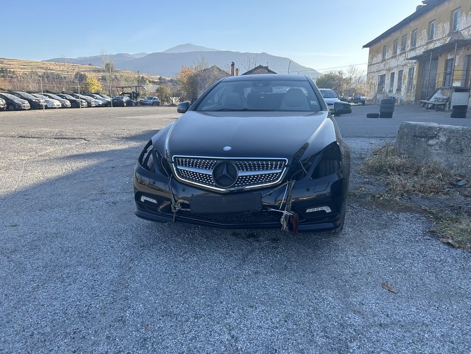 На части Мерцедес Е350 купе цди w207 / Mercedes E350 cdi w207