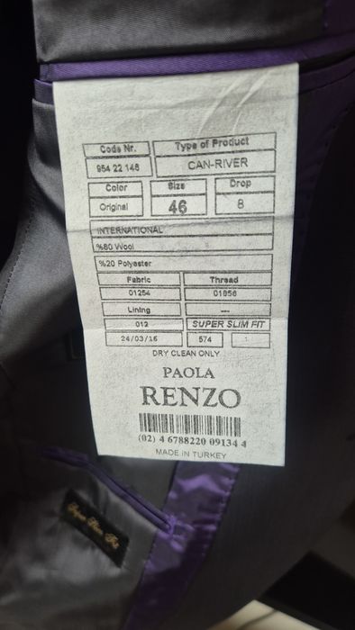 Продам костюм 46 р-р