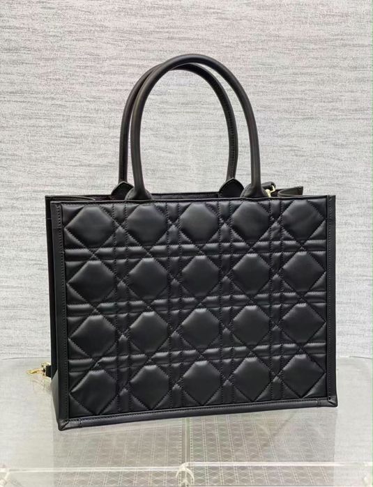 Дамска чанта Dior Book Tote