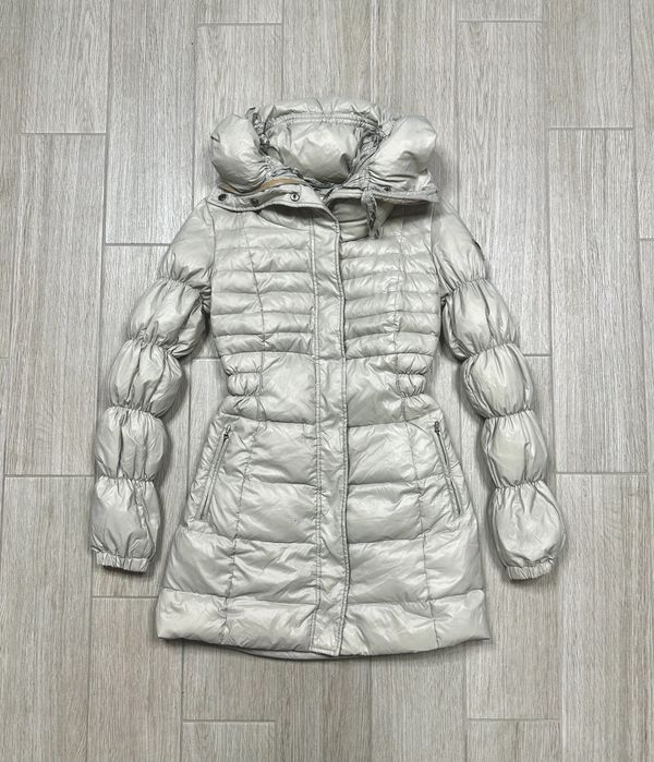 Дамско зимно яке Guess - размер S, отлично състояние