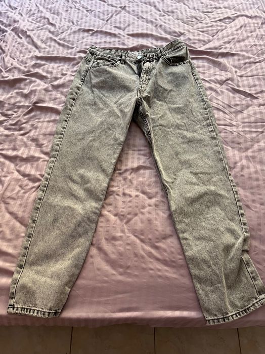 7 чифта дънки размери: 40 и 42 само за 140лв