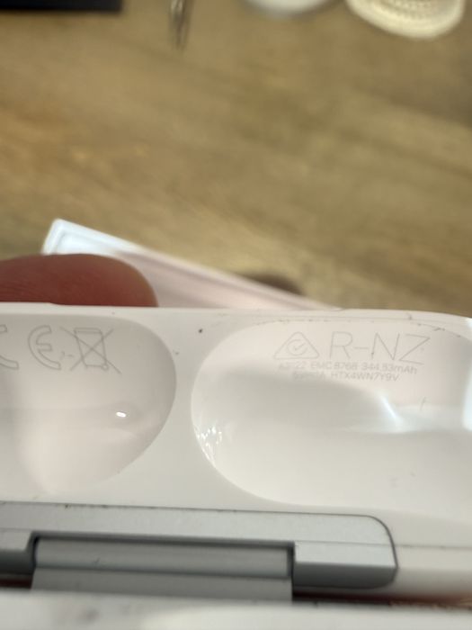 Airpods pro 3 кейс футляр  модель А3122