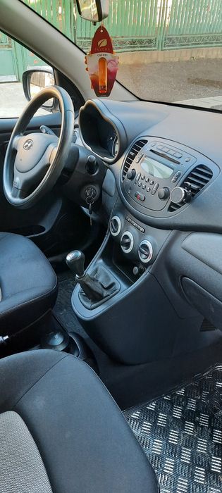 Hyundai i10, 1.2 benzina, 4 pistoane, 120000reali