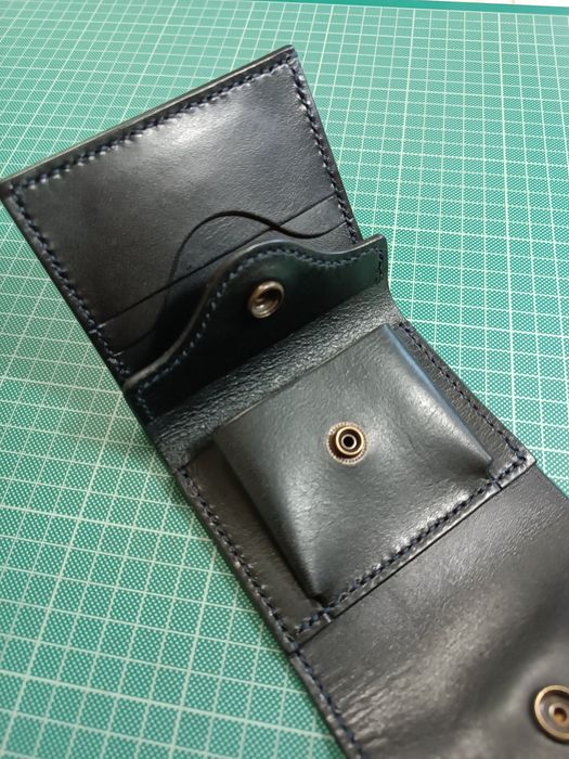 Портфейл от естествена кожа ръчна изработка