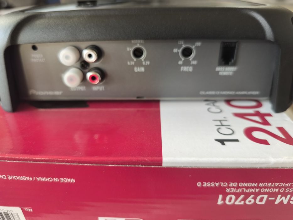 Pioneer GM-9701 моно блок