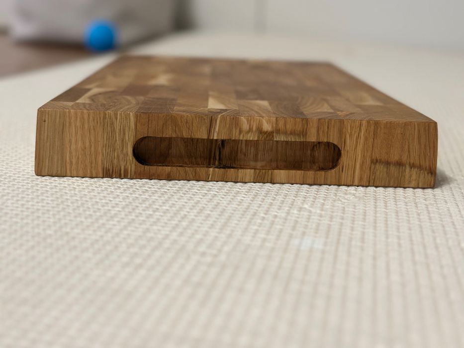 “End Grain” дъбова масивна дъска за поднасяне и рязане
