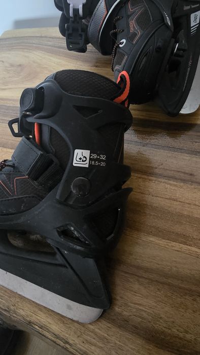 Patine gheața oxelo