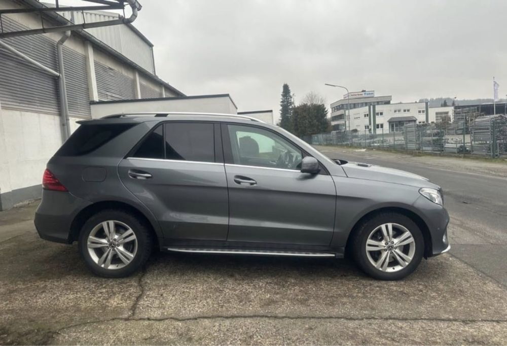 Jante aliaj originale+cauciucuri mixte pentru Mercedes Benz,275/50/20