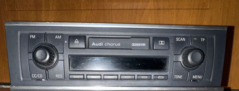 Оригинален касетофон за ауди а4 б6/7