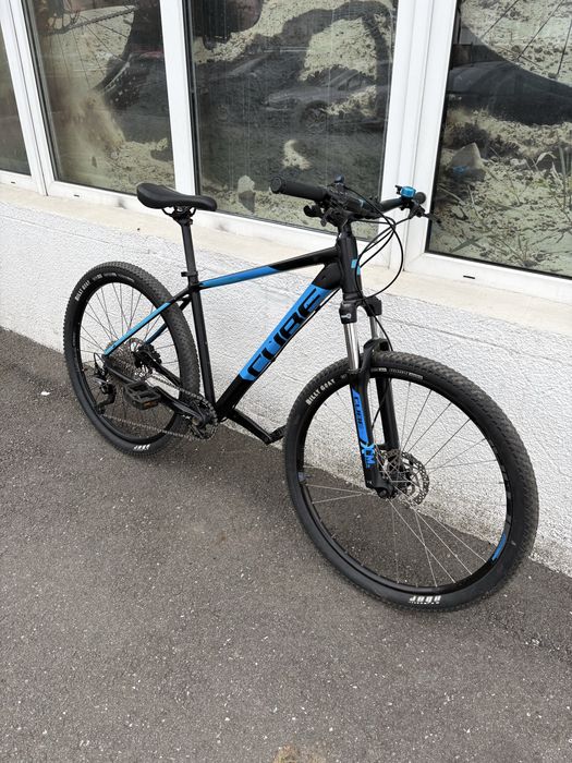 Bicicleta Cube 27,5” 1x10 viteze