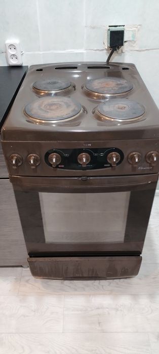 Продаётся электрическая плита