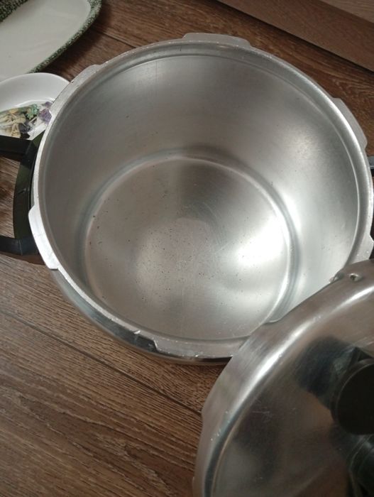 Продам скороварку советская