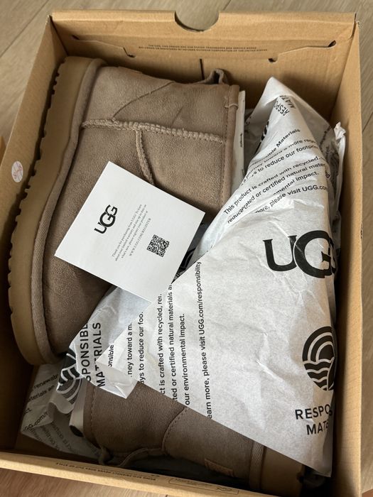UGG Mini 2 Maro
