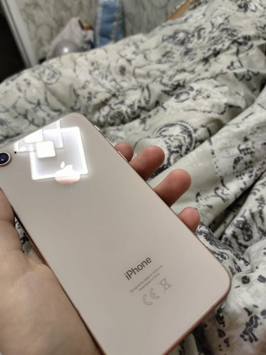 Айфон 8  50.000 тг