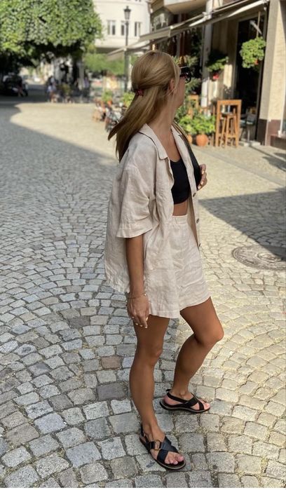 Бежов ленен костюм