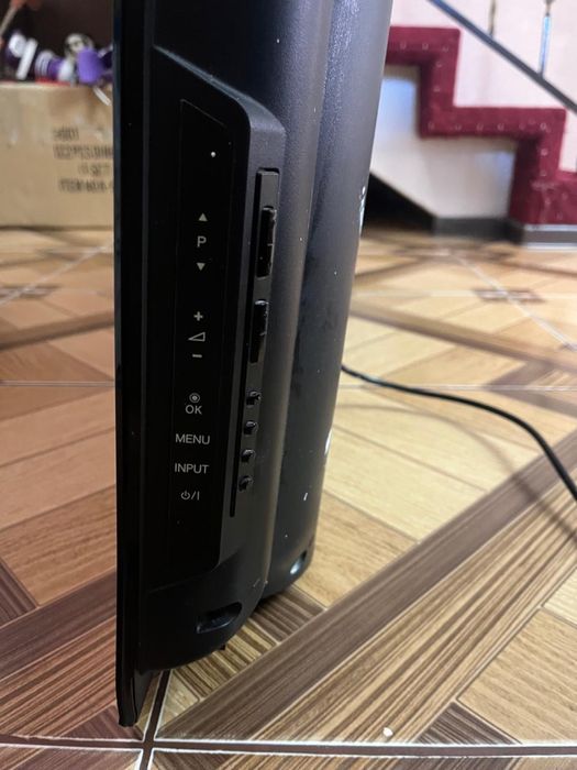 Продам Телевизор lg