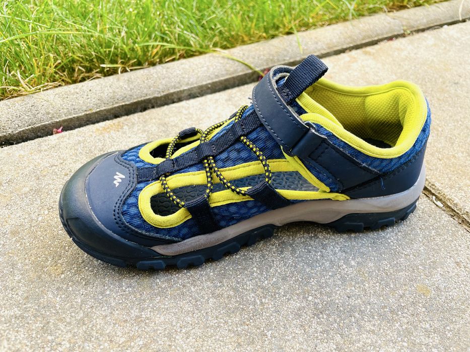 ДЕТСКИ САНДАЛИ за преходи  32/33