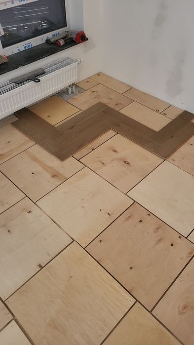 Укладка Паркета ,ламината  .