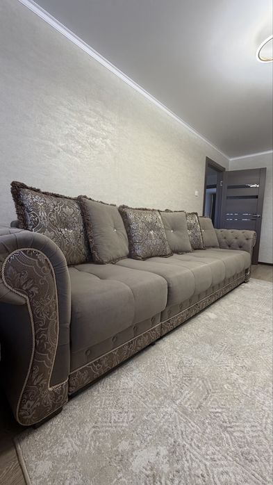 Продам Диван отличный, раздвижной