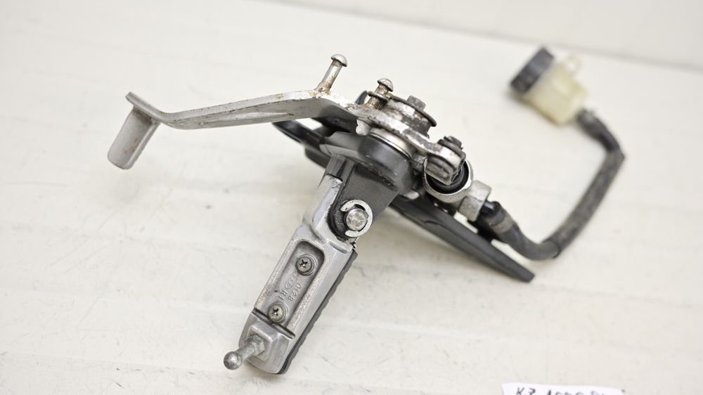 Suport Scarita Pompa Frana Cu Pedala Spate Kawasaki Z1000SX 2010 -