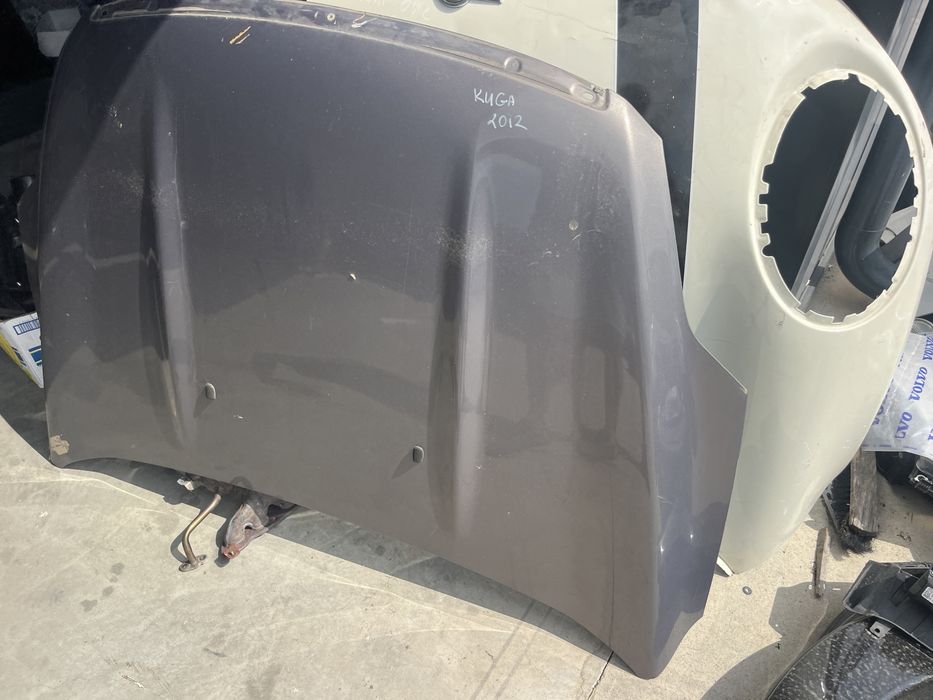 Капак Ford Kuga 2011г.