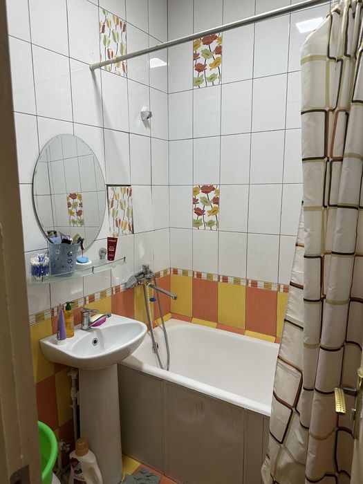 Продам 2 комнатную квартиру