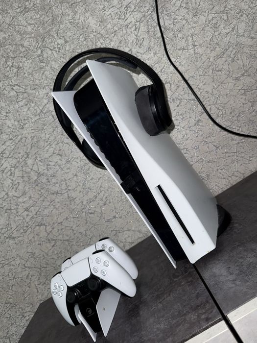 Игровая приставка Sony PlayStation