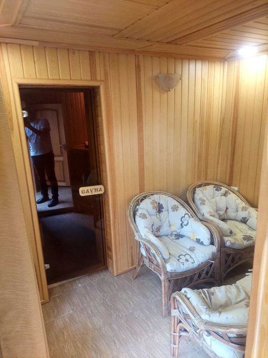 Продаётся дача- переведена в жилой дом