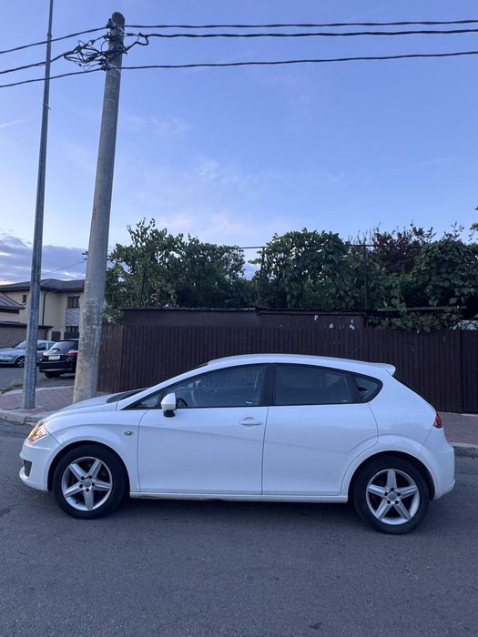SEAT Leon 2011 — imagine 2