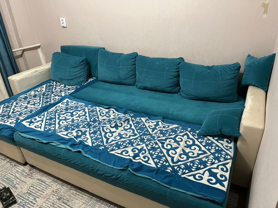 Диван 3м 20000 в хорошем состоянии