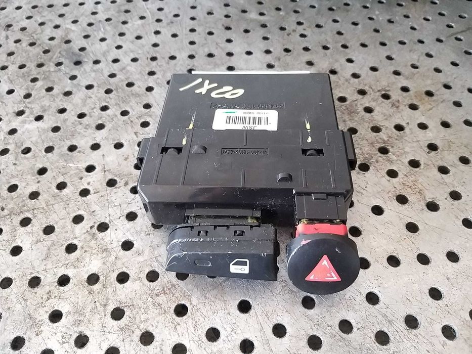 Buton avarii hyundai ix20 937001k 000