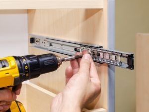 Ремонт мебели кровати